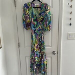 Elegant Green and Blue V-Neck Maxi Dress